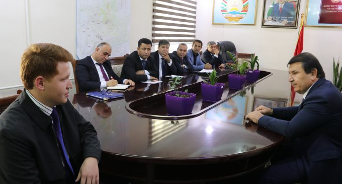 ҚАБУЛИ ШАҲРВАНДОН АЗ ҶОНИБИ ВАЗИРИ ТАНДУРУСТӢ ВА ҲИФЗИ ИҶТИМОИИ АҲОЛИИ ҶУМҲУРИИ ТОҶИКИСТОН ҶАМОЛИДДИН АБДУЛЛОЗОДА