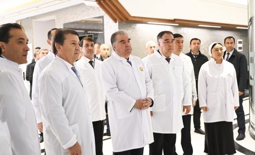 Сарвари давлат Эмомалӣ Раҳмон дар шаҳри Хуҷанд Маркази тибби байналмилалии «Мармед»-ро ба истифода доданд