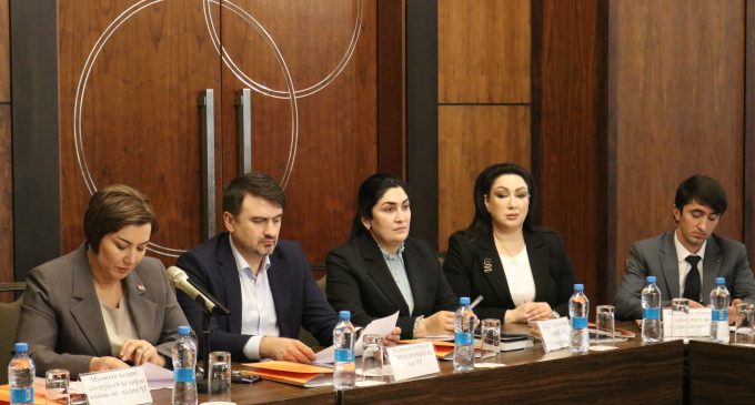 Ҷаласаи навбатӣ оид ба “Барномаи давлатии солимии репродуктивӣ барои солҳои 2023-2027” баргузор гашт