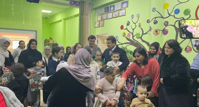 Дар арафаи Соли нави мелодии 2024 Ҷамолиддин Абдуллозода маъюбону беморонро аёдат намуд