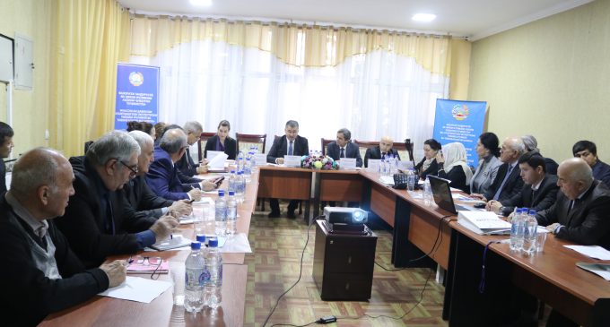 “Раванди тавонбахшӣ дар Тоҷикистон: мушкилот ва дастовардҳо”