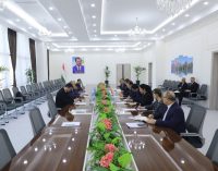 Мулоқот бо роҳбари Намояндагии ЮНИСЕФ дар Тоҷикистон Артур Ван-Дизен