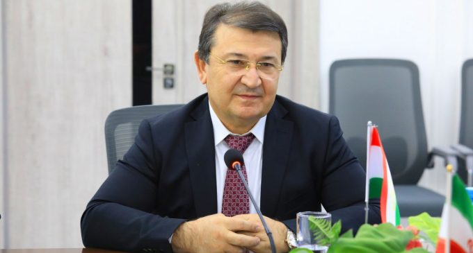 Табрикоти вазири тандурустӣ ва ҳифзи иҷтимоии аҳолӣ Ҷамолиддин Абдуллозода бахшида ба Рӯзи модар