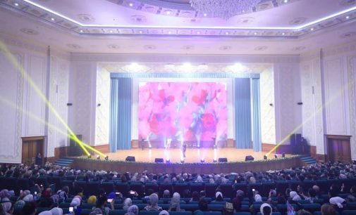 Таҷлили бошукӯҳи Рӯзи модар