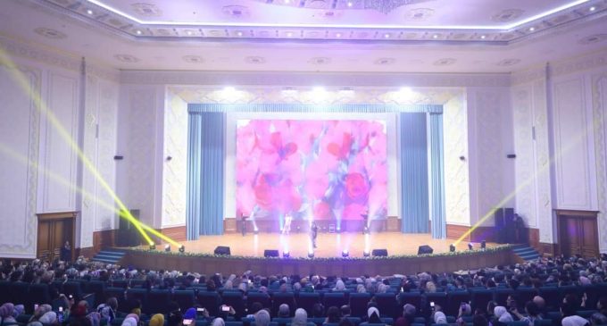 Таҷлили бошукӯҳи Рӯзи модар