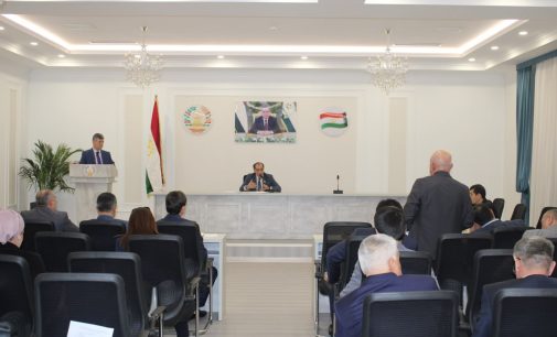 Вазъи хизматрасонӣ ба бемориҳои сутунмӯҳра баррасӣ гардид