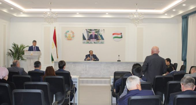 Вазъи хизматрасонӣ ба бемориҳои сутунмӯҳра баррасӣ гардид