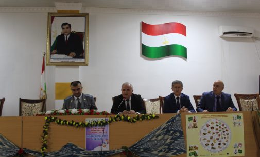 Хатлон: Вохурии масъулин бо кормандони соҳаи тандурустӣ ҷиҳати пешгирии амалҳои коррупсионӣ