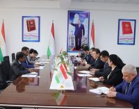 Вохурии Ҷамолиддин Абдуллозода бо Сафири Ҳиндустон дар Тоҷикистон Раҷеш Уике