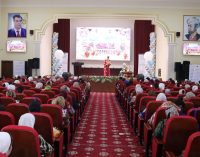 Бахшида ба Рӯзи байналмилалии ҳамшираҳои тиббӣ ҳамоиш доир гашт