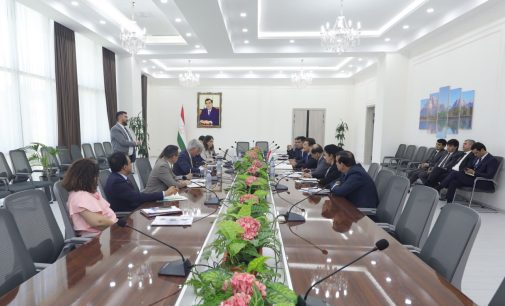 Meeting of Jamoliddin Abdullozoda with Representatives of the World Bank