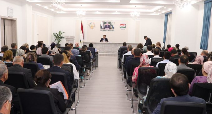 Ҷиҳати беҳтар намудани вазъи хизматрасонии тиббӣ ба модару кӯдак ҷаласаи корӣ доир гашт