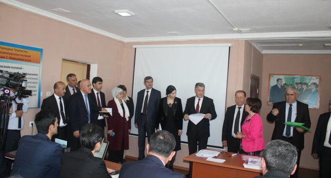 Шиносоӣ бо ҷараёни курси такмили ихтисос барои кормандони низоми ҳифзи иҷтимоии аҳолӣ