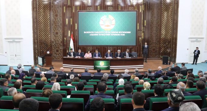 Баррасии се масъала дар ҷаласаи навбатии ҳайати мушовараи вазорат