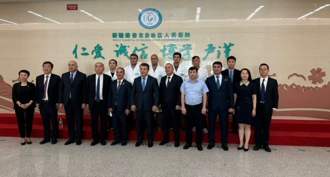 Джамолиддин  Абдуллозода посетил больницу №1 города Урумчи Китайской Народной Республики